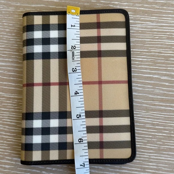 Burberry Beige and Black Check Passport Cover or Document Holder UNISEX - Picture 8 of 9